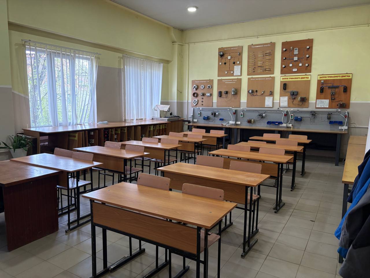 ЛАБОРАТОРІЯ ДОПУСКІВ І ТЕХНОЛОГІЧНОГО ВИМІРЮВАННЯ